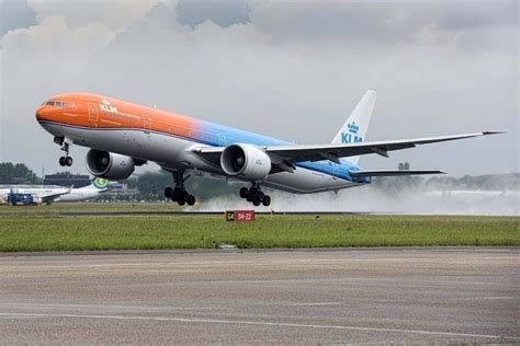 KLM Announces Order For More Boeing 777-300ER Aircraft - Simple Flying