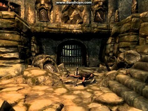 Skyrim : Bleak Falls Barrow Puzzle Answer - YouTube