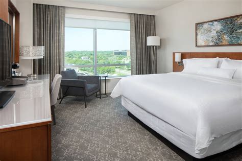 Edina, MN, Hotel Rooms and Suites | The Westin Edina Galleria