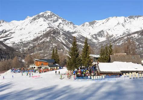 Bardonecchia Ski Resort Info Guide | Jafferau, Melezet & Colomion Italy Review