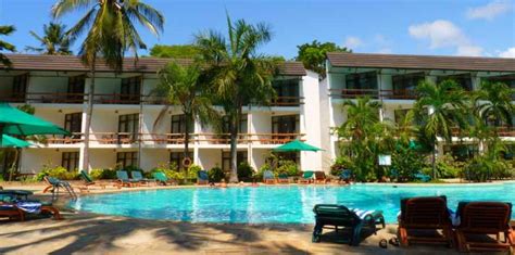 Travellers Beach Hotel - Madukha Tours Safaris