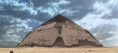 Dahshur bent Pyramid and red pyramid | Cairo Private Tours