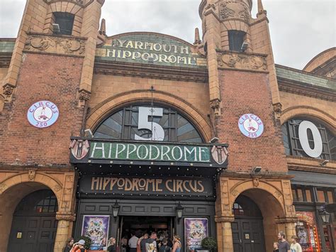 Hippodrome Circus Great Yarmouth Review - Emmy's Mummy