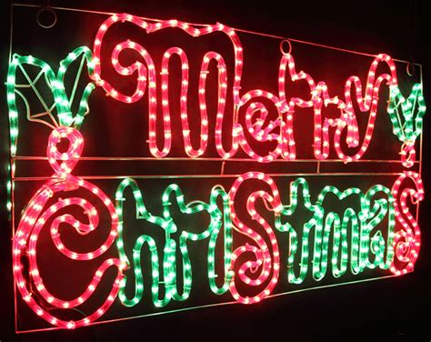 VickySun.com - Animated 104CM LED 'Merry Christmas' Sign with Holly Leaves Motif Rope Lights