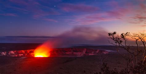 Hawai'i Volcanoes National Park: The Complete Guide