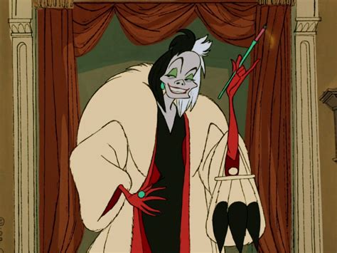 Cruella De Vil - DisneyWiki | Walt disney characters, Disney villains ...