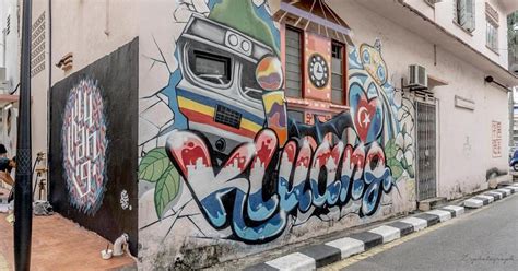 [PHOTOS] These Street Murals In Kluang Are Looking Pretty Amazing!