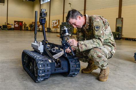 Guard members to see expanded use of robots > National Guard > Guard ...