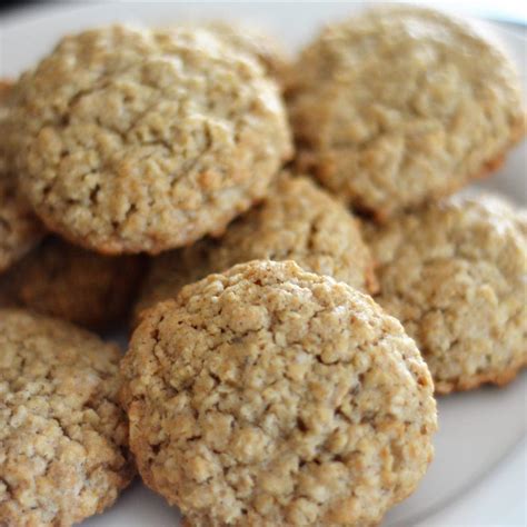 Soft Oatmeal Cookies