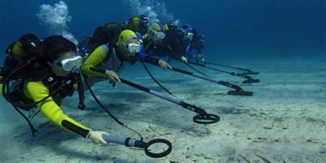 10 Best Underwater Metal Detectors In 2019 - TuKAK.com