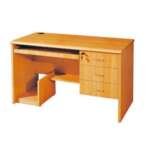 Teacher Table - Wooden Teacher Table Manufacturer from New Delhi