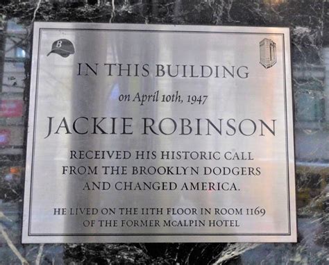 jackie-robinson-plaque | Photoblog-IKAPP