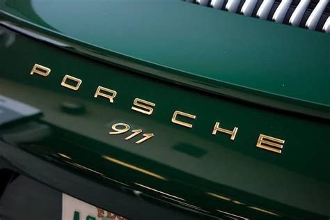 luxury green porsche aesthetic. Dark Green Aesthetic, Boujee Aesthetic, Photographie Inspo ...