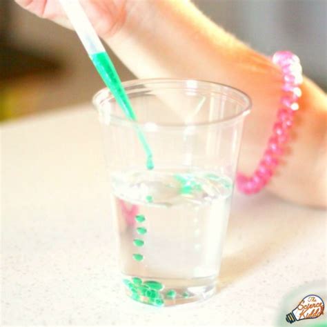 Oil and Water Experiment for Kids • The Science Kiddo