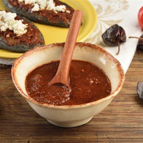 Salsa de Chile Cascabel | Receta | Salsas gourmet, Salsa de chile ...