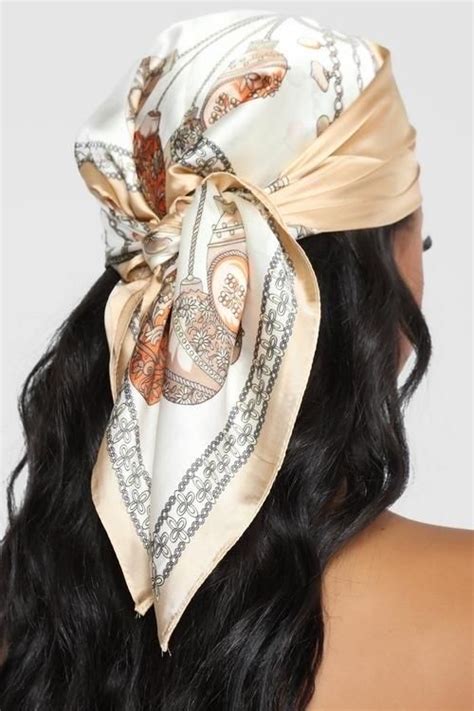 Pin by S∆TURN on ⊱ Alternative ⊰ | Hair scarf styles, Hair wrap scarf, Hair accessories