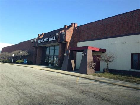 Westland Mall (Columbus, OH) 2014 | Abandoned malls, Columbus ohio, Ohio