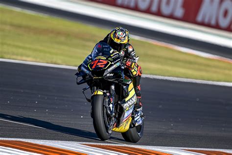 Marco Bezzecchi leads the final practice session of the MotoGP season - Motorcycle Sports