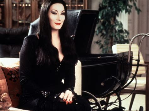 Morticia Addams - Morticia Addams Wallpaper (39082664) - Fanpop