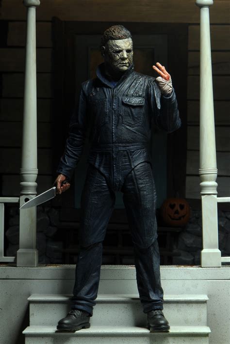 Halloween Kills – 7″ Scale Action Figure – Ultimate Michael Myers – NECAOnline.com