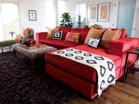 Living room design red couch | Hawk Haven