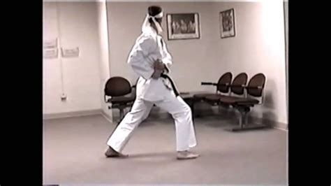 Isshinryu Karate, Seisan Kata Walkthrough - YouTube