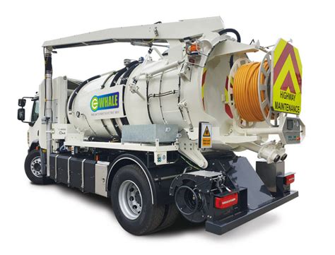 Whale Tankers Unveils UK’s First Fully-Electric MVC At CV Show - Whale Tankers