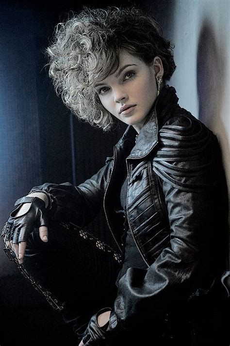 fuckyeahgothamfox | Camren bicondova, Selina kyle gotham, Gotham tv