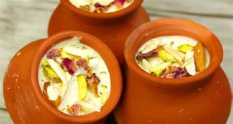 Matka Malai Kulfi Recipe - मटका मलाई कुल्फी रेसिपी - Indian Recipes