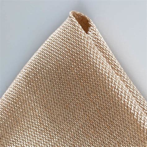 1/3 Twill Weave Fiberglass Cloth , Golden Heat Treatment Fabric Roll HT3732