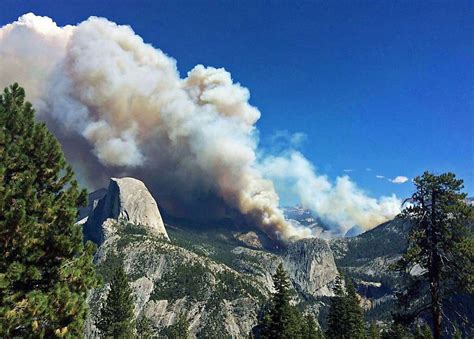 Yosemite evacuation: Visitors leave as heavy smoke from Ferguson Fire ...