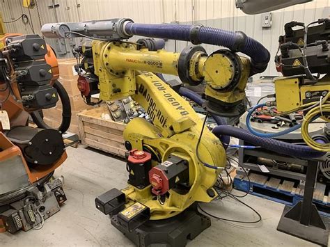 Fanuc R2000iB/165F 6 AXIS ROBOT 165kg