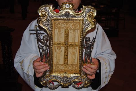 Orbis Catholicus Secundus: Relic of the True Cross at Cortona