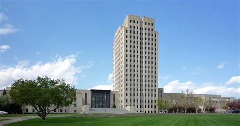 North Dakota State Capitol Building (Bismarck) - Visitor Information ...