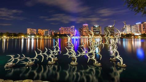 Lake Eola Park: Everything to Do for First-Time Visitors - Villakey