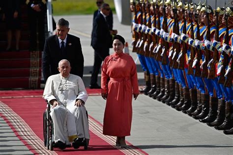 Pope Francis Travels to the Doorsteps of Russia, China - WSJ