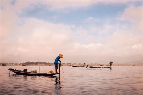 Inle Lake boat tour - what you need to know - Daily Travel Pill