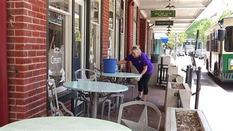 'It feels great’: Downtown Roanoke restaurants reopen patios while others stick with to-go