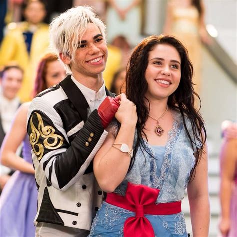 Carlos et Jane | Disney descendants, Disney descendants movie, Disney ...