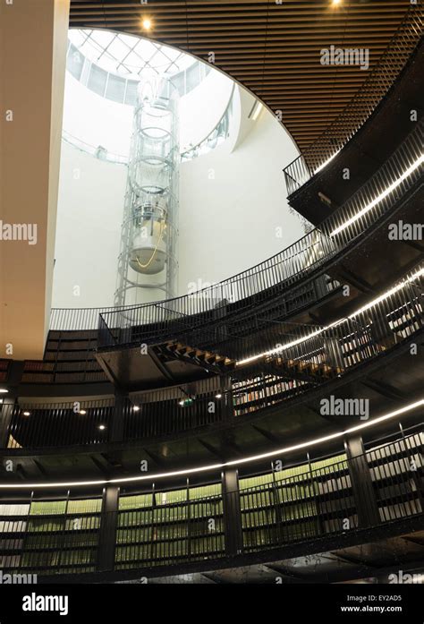 Interior of Birmingham library Stock Photo - Alamy