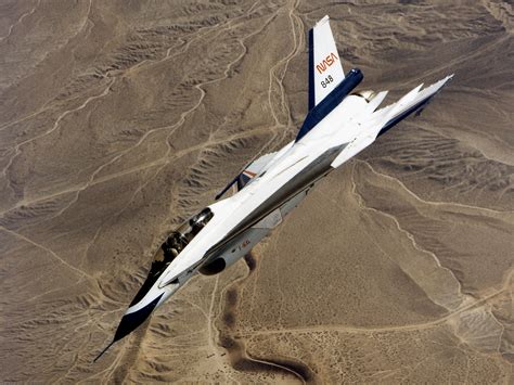 NASA F-16XL Delta Wing Research Aircraft | Defence Forum & Military Photos - DefenceTalk