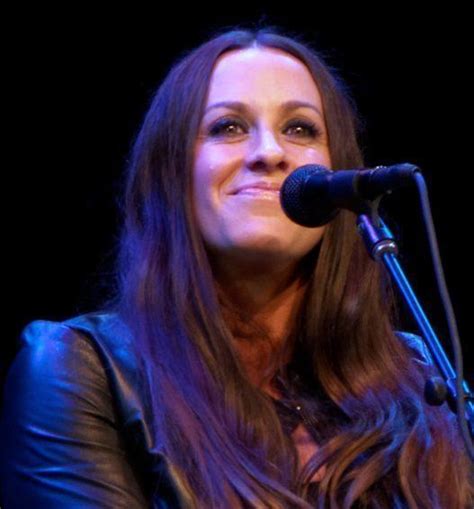 Alanis Morissette Announces "Jagged Little Pill" Anniversary Tour ...