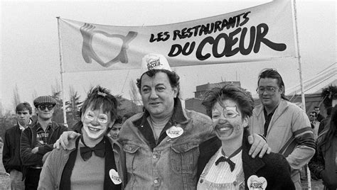 1985 : Création des Restos du cœur par Coluche