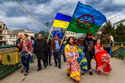 Romani People - WorldAtlas