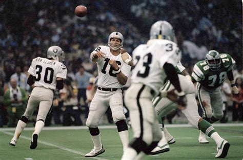 Jim Plunkett’s Super Bowl wins make him Raiders legend | Raiders News ...