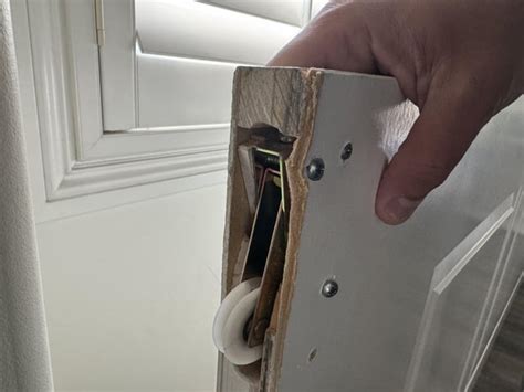 Closet door repair : r/DIY