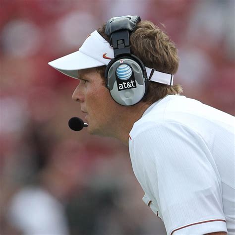 Why Hurry-Up Offense Means OC Major Applewhite Needs to Embrace 3 RB ...