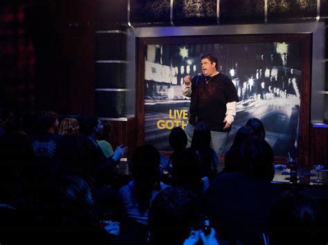 Best Comedy Clubs in NYC to See Stand-up and Improv