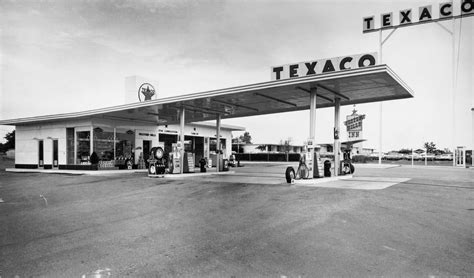 1960's Texas Texaco | Old gas stations, Old gas pumps, Texaco