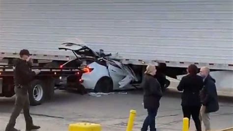 UPDATE: Tesla Crashes Into Another Semi: Federal Investigation Underway